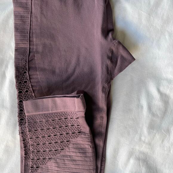 Gymshark Energy Seamless Highrise Leggings Mesh Plum Size Medium - Picture 5 of 8